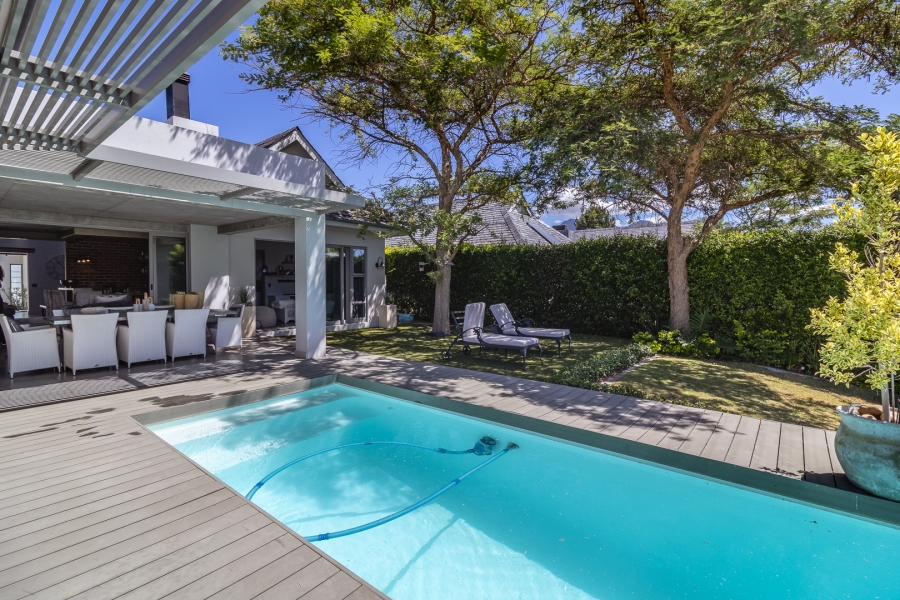 4 Bedroom Property for Sale in Pearl Valley at Val de Vie Western Cape